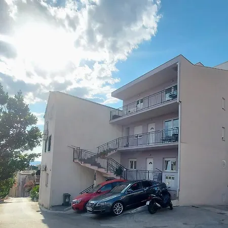 Nada Apartamento