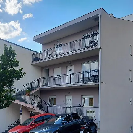 Apartment Nada *