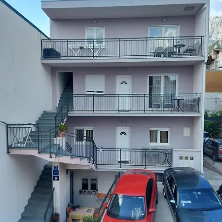 Nada Apartman *